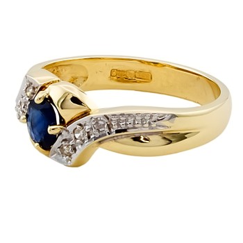 9ct gold Sapphire/Diamond Ring size O